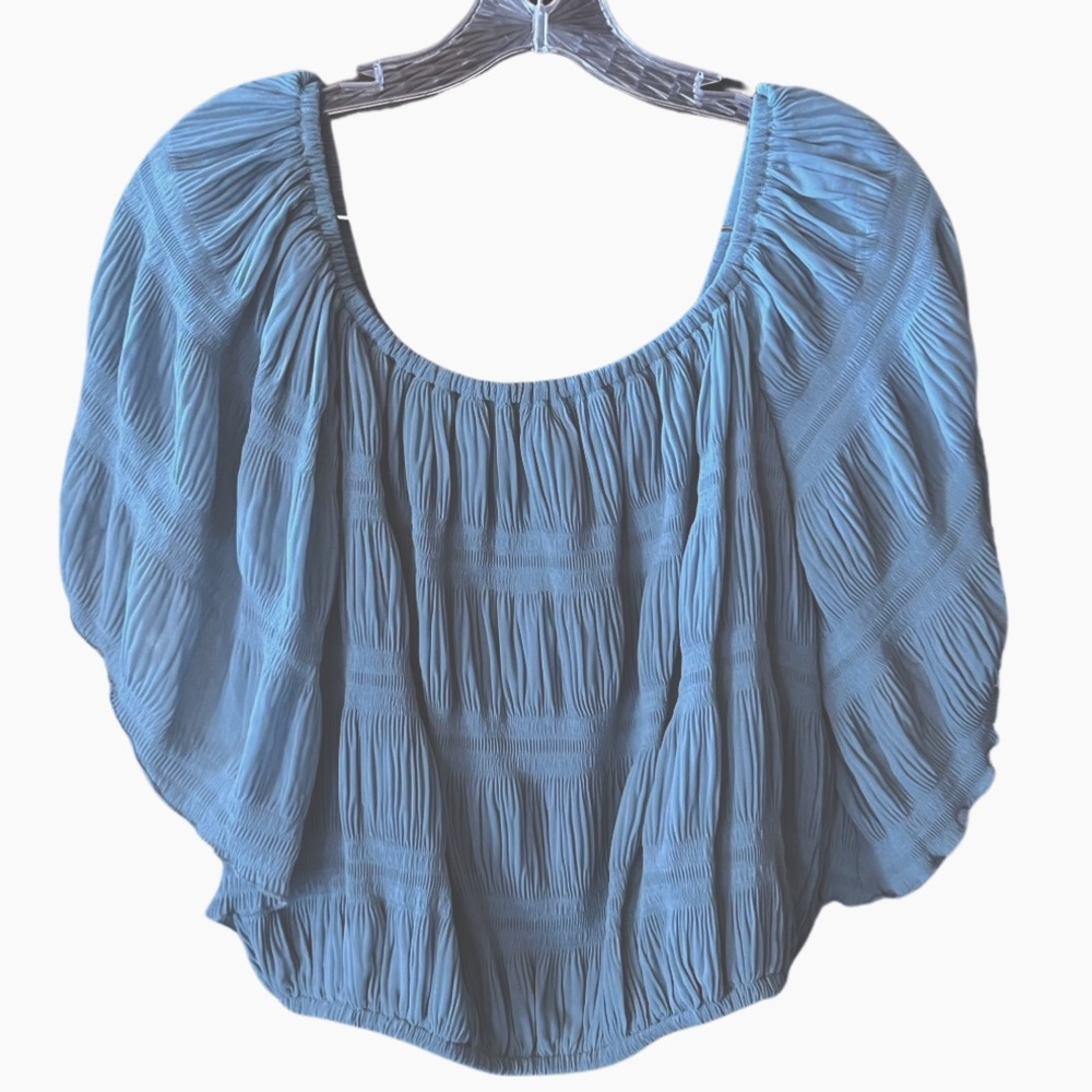 Balloon Ruffled Blouse - Picture 2 of 3